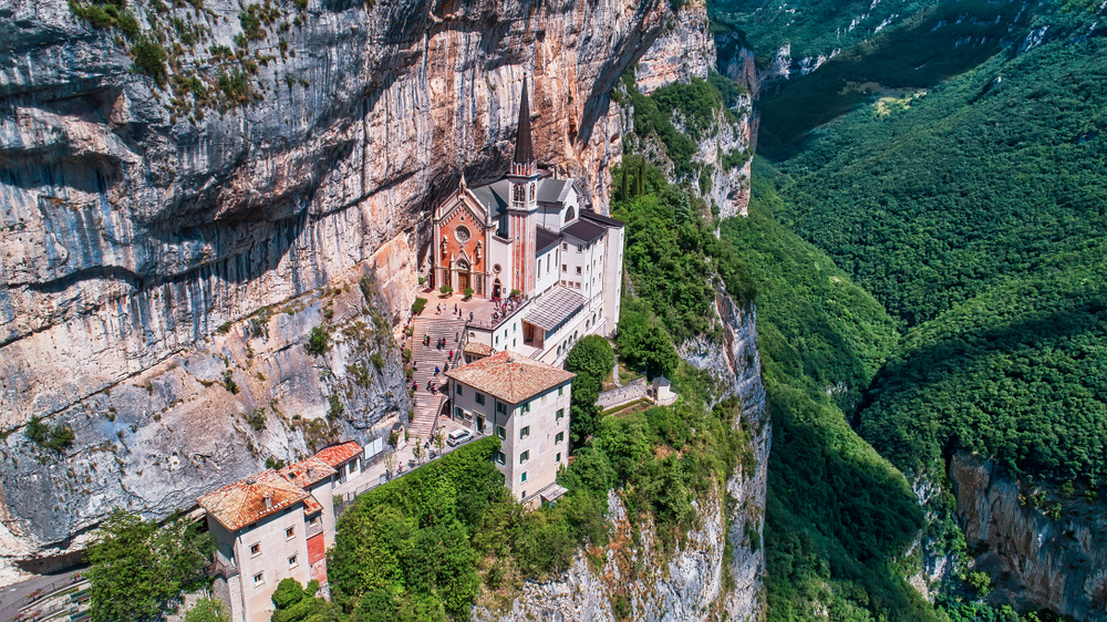 Santuario Madonna della Corona